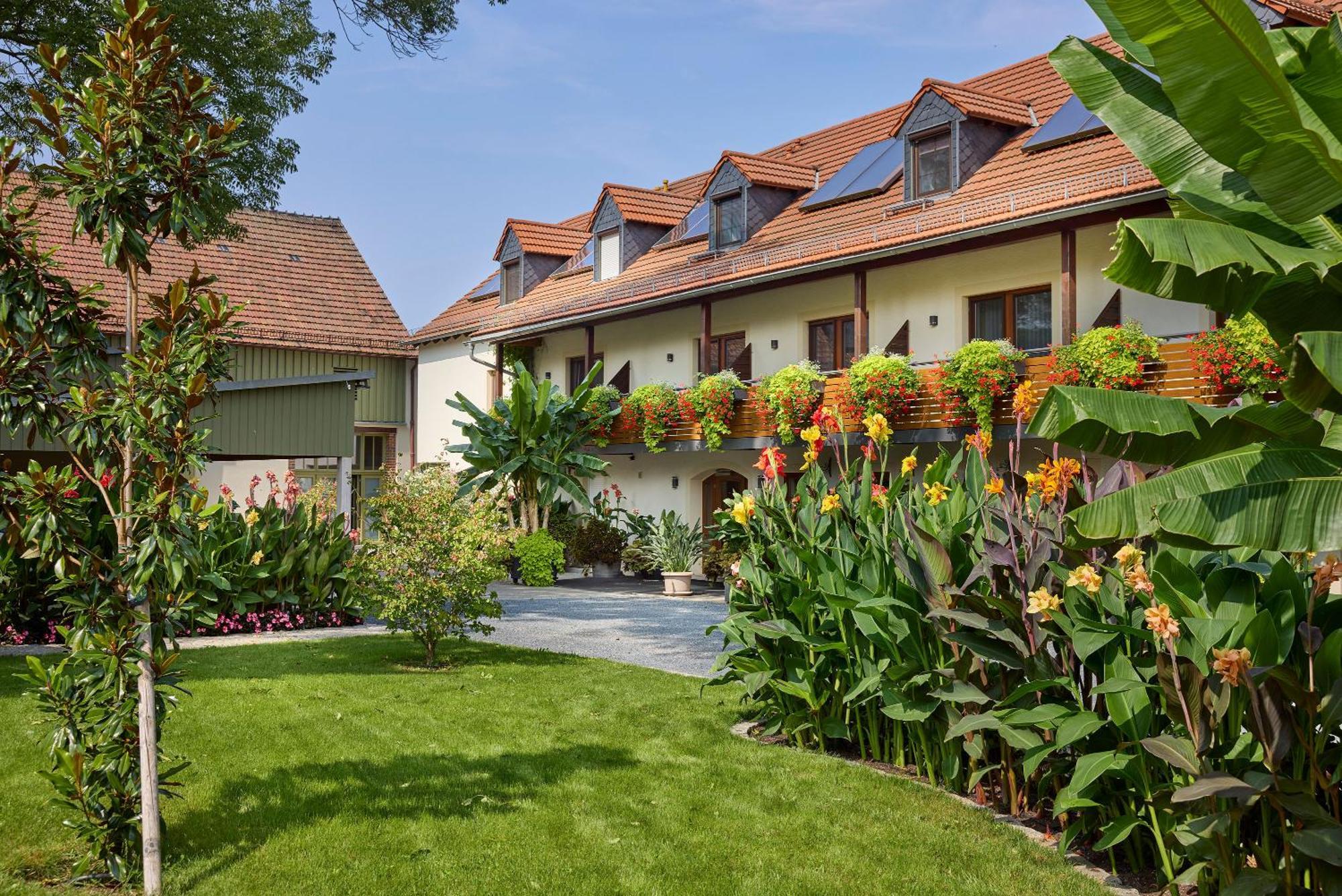 Hotel Garni Sonnenhof Reichenberg  Luaran gambar