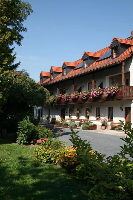 Hotel Garni Sonnenhof Reichenberg  Luaran gambar