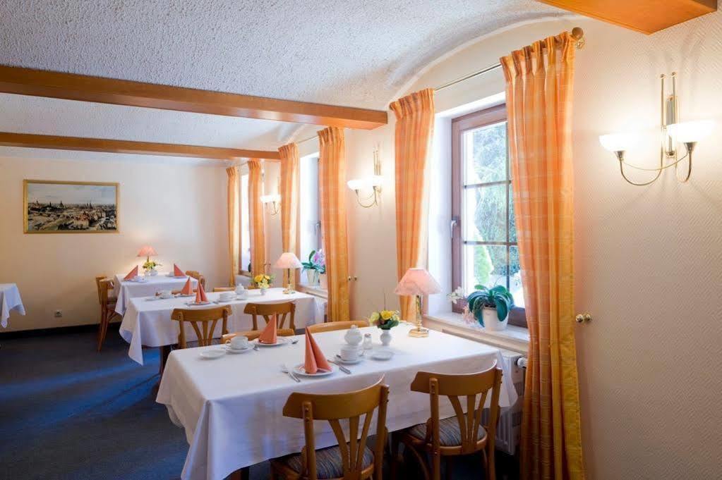 Hotel Garni Sonnenhof Reichenberg  Luaran gambar